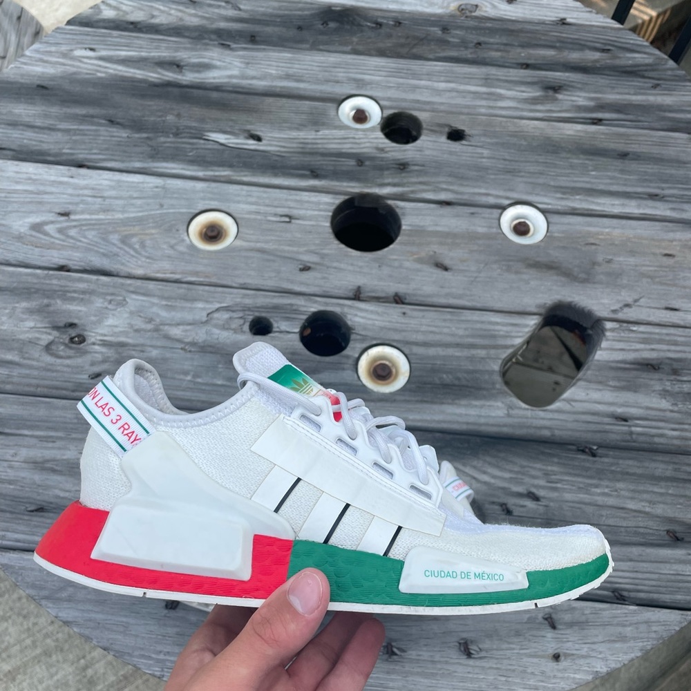 Mexico Adidas MND Size 8.5